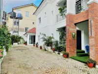 EPL Apartments