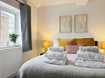 Relaxing Getaway With  Hot Tub & Sauna Sleeps 6 Hotels in Rottingdean