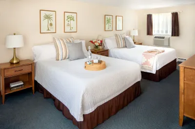 Sesuit Harbor House Hotels in Brewster