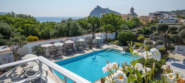 Hotel Villa Durrueli Resort & Spa Ξενοδοχεία στην πόλη Ίσκια