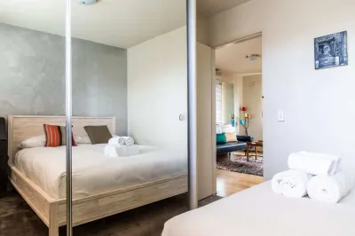 Charming 1 Bedroom Apartment in Vibrant South Yarra