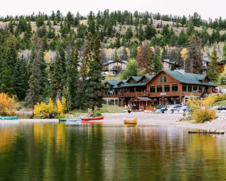 ピラミッド レイク  ロッジ ジャスパーのホテル