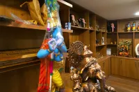 Harivaram Yuga Hotels in Guruvayur