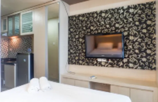 Warm Studio Apartment at Tamansari Papilio