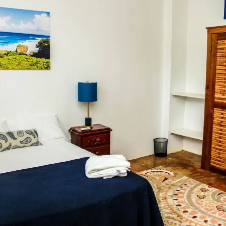 Sunshine Lodge: Your Home Away from Home