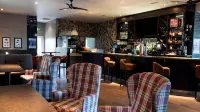 Avonbridge Hotel - С баром
