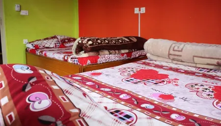 Duna Tapari Restaurant & Guest House