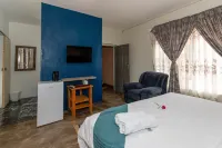 Woodpeckers Guest House - Balkon