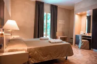 Hotel Terme Pellegrini - parking