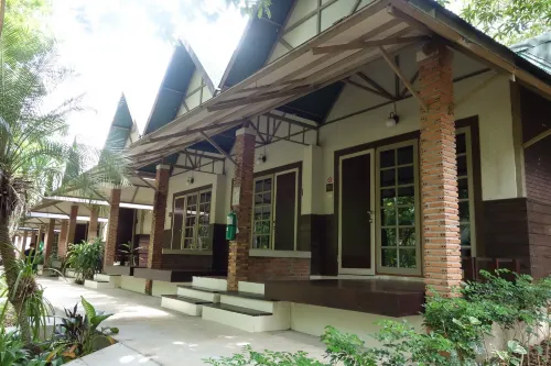 Wanathara Resort Hotels in Wang Thong