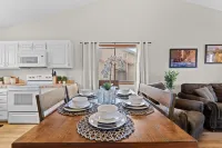 Hikers Hideaway Cozy Resort Condo w/ Pool & More Hotels in Santa Clara
