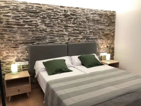 Apartamentos Armanya 3 Отели в г. Луго