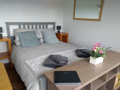 Cleeves Cabins, Arran Lodge with Hot Tub Luxury Hotels near Ardrossan Castle