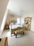 By the Sea Guests Bed & Breakfast and Suites Hotels in Dennis Port