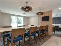 Fairfield Inn & Suites Charlotte Arrowood Hotels near Arrowood