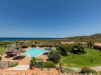 Hotel Costa Caddu Hotele w: San Teodoro