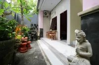 อนันตยา โฮม เดนปาซาร์ โรงแรมใกล้หาด Pengembak Beach