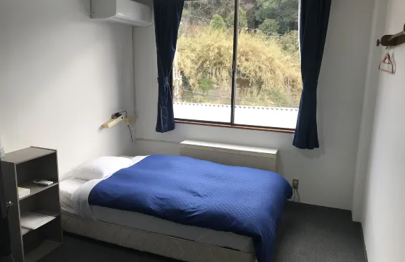紀伊由良Biz酒店
