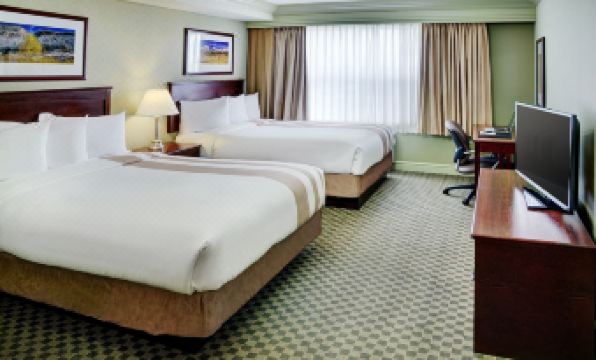 Chateau Nova Kingsway