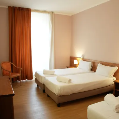 Hotel la Corte Porta Nuova Hôtels à proximité de : Métro Monte Grappa