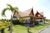 The Orchid Resort & Relax Hoteles en Kantharawichai