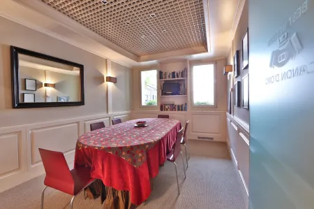 Hotel Canon d'Oro Отели в г. Кодонье