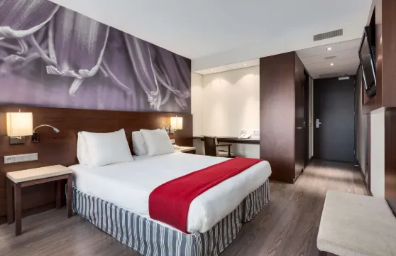 阿默斯福特NH 酒店