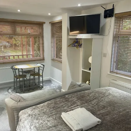 Woodpaddock Bed & Breakfast