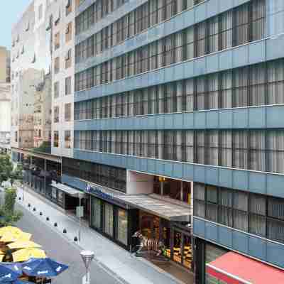DoubleTree by Hilton Buenos Aires Hotel Exterior