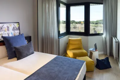 The Oliver Apartments Các khách sạn gần Hospital Quirón