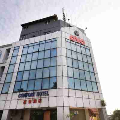 Super OYO 447 Comfort Hotel Meru Hotel Exterior