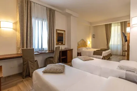 Hotel Machiavelli Palace Отели в г. Флоренция