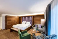 Hotel Lenzerhorn - Alpine Stay, Spa & Savour - balcony