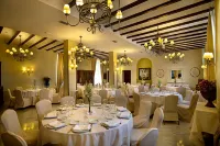 Hotel Alcázar de la Reina
