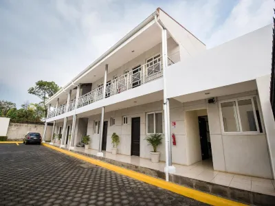 Verona ApartHotel Hotels in Managua
