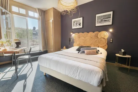 Hôtel Saint-Julien Отели рядом с достопримечательностью «Ancien couvent de la Baumette»