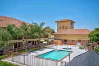 Motel 6 Santa Nella, CA - Los Banos - Swimmingpools