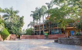 Rainbow Safari Resort
