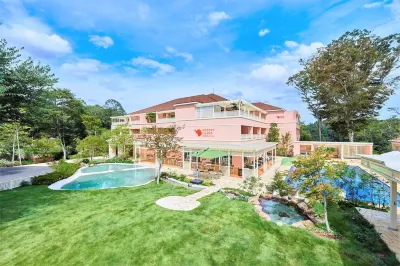 Koyaru-no-sato Doggys Island Các khách sạn gần JR Enokido station