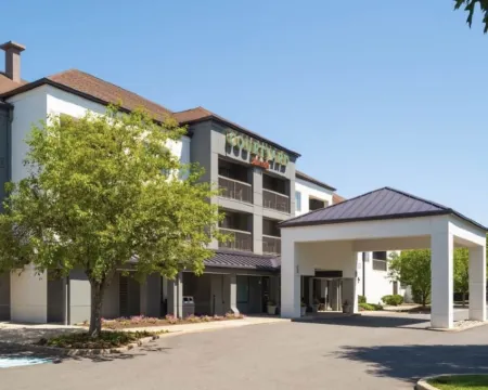 Courtyard Princeton Hotels in Plainsboro Township