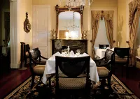 Monmouth Historic Inn - breakfast