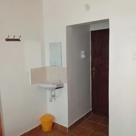 Mali Guest House Отели рядом с Аэропорт Момбаса