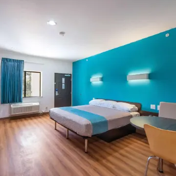 Motel 6 Channelview, TX