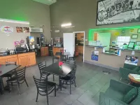Super 8 by Wyndham Kingsland I-95/Naval Base Area - breakfast