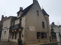 Hôtel de l'Ecu Hotels in Saint-Amand-Mont-Rond