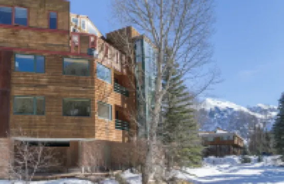 Ice House Suites and Condominiums