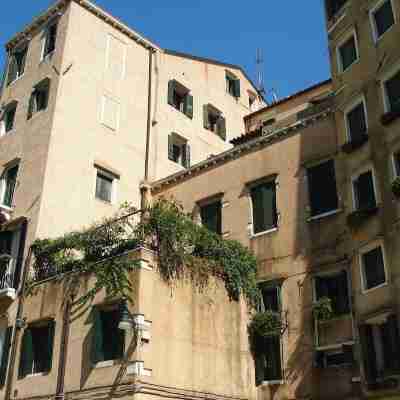 San Marco Suite 755 Hotel Exterior