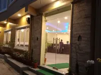 Hotel My Dream Отели рядом с достопримечательностью «Пещера Bat Cave»