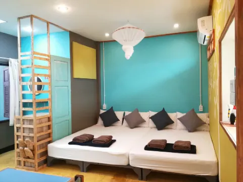 60 Blue House