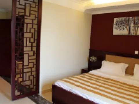 Roca Golf Hotel Hotels in Rohero